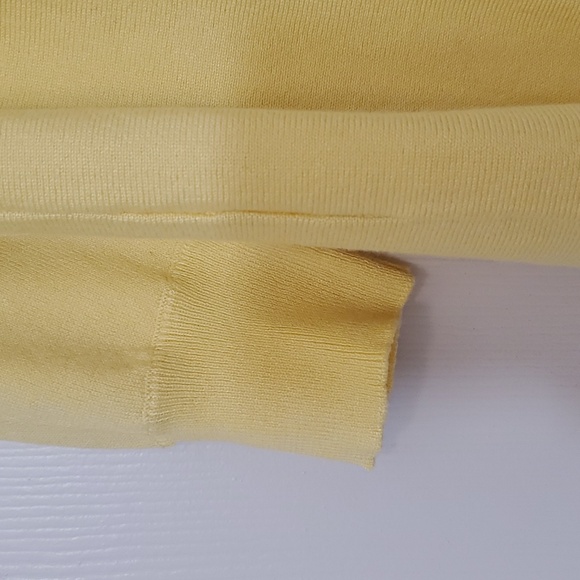 United States Sweaters Coldshoulder Ribbed 3/4 Sleeves and Hemline 🆕️✨️sz LG - Picture 9 of 9